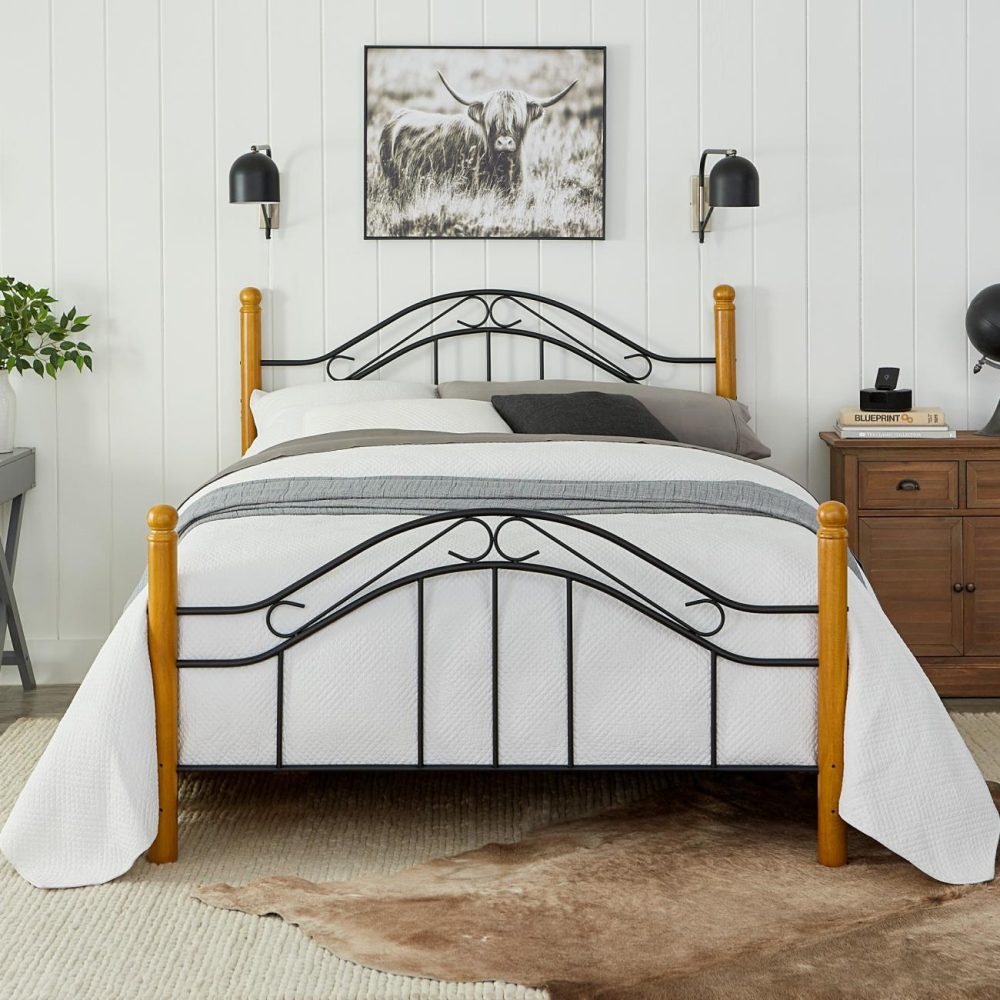 Beds | Winsloh Metal Bed Bedroom Beds